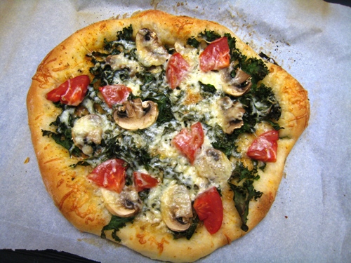 Kale Pizza with Mushrooms