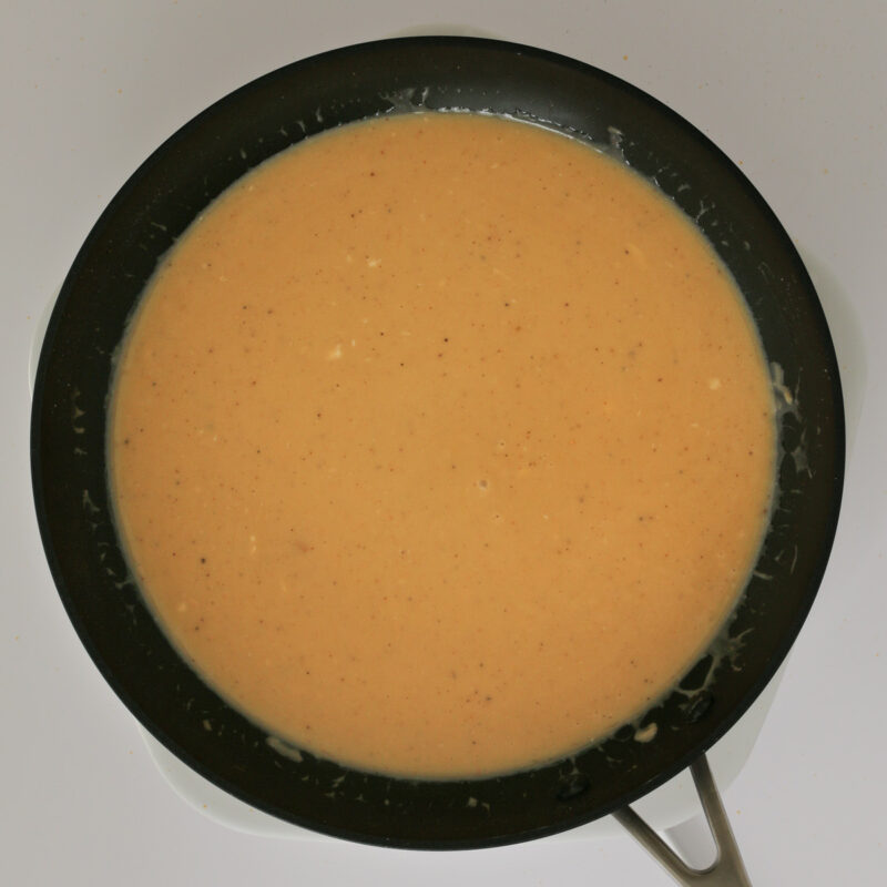 the final gravy ready in the pan.