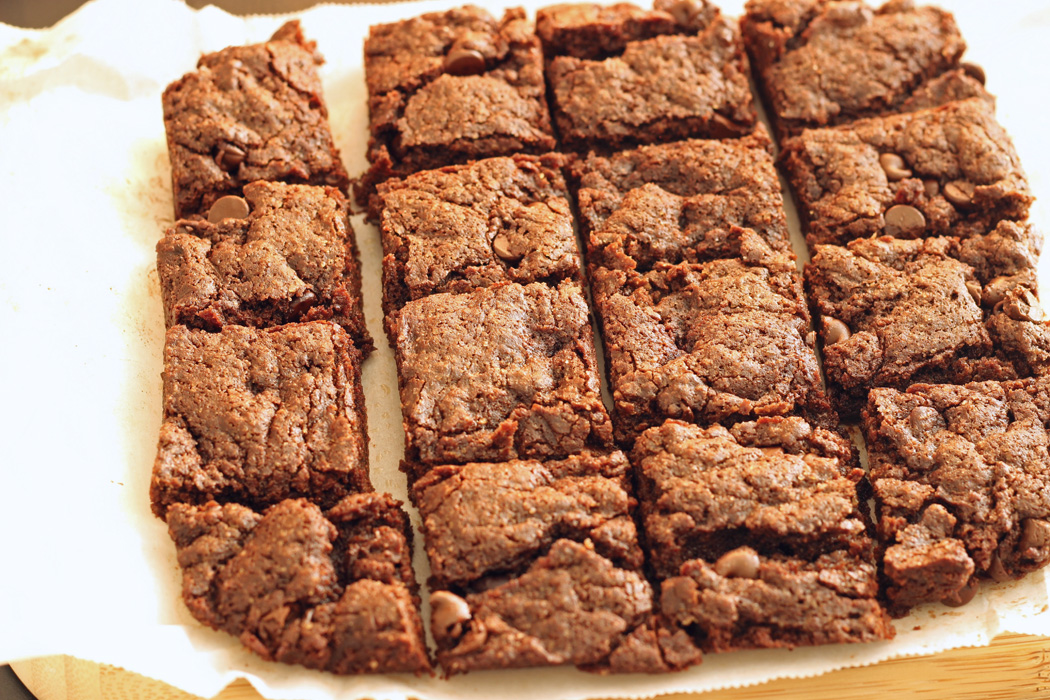 Cocoa Brownies cut into squares