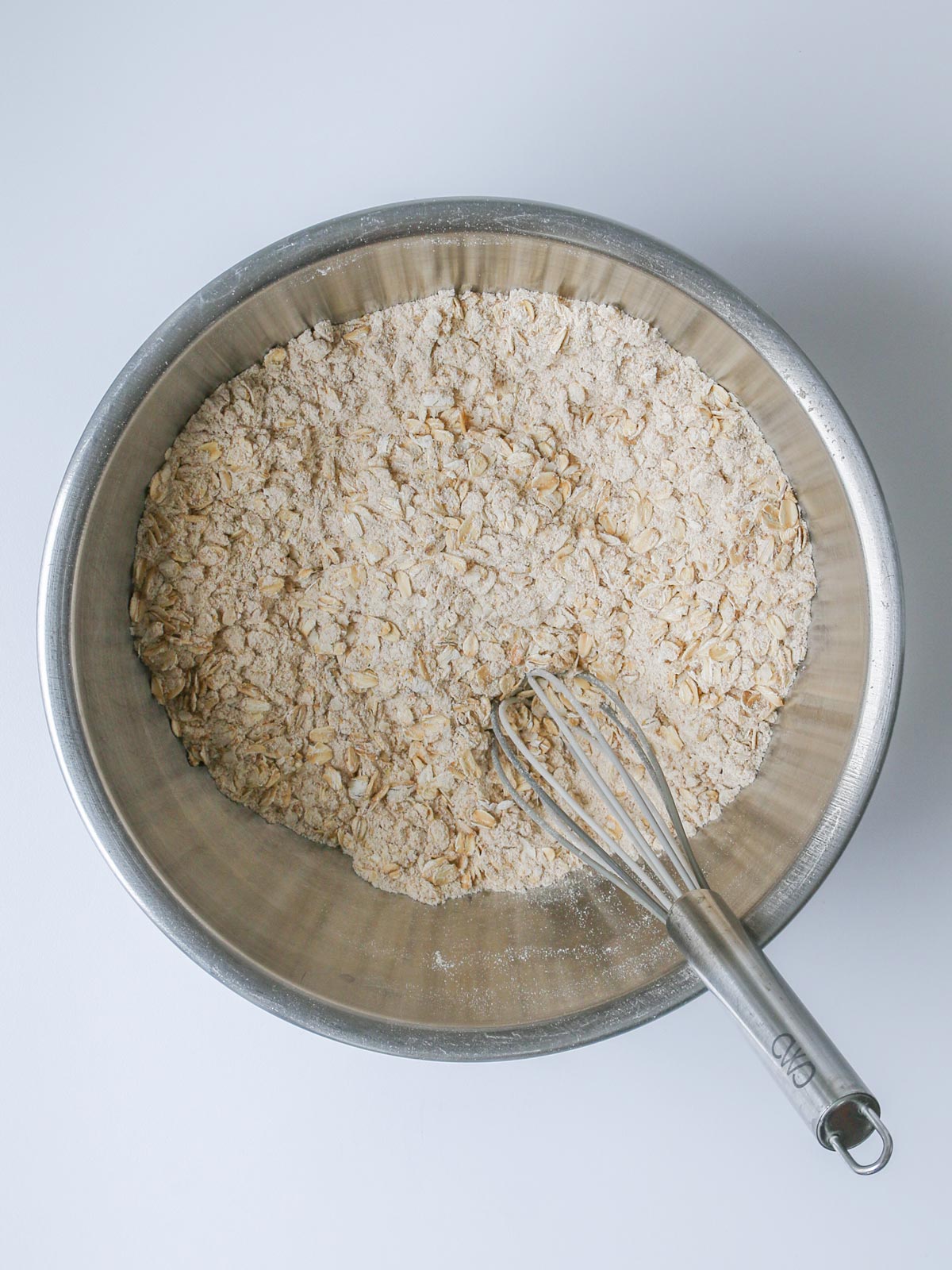 dry ingredients whisked together in bowl.