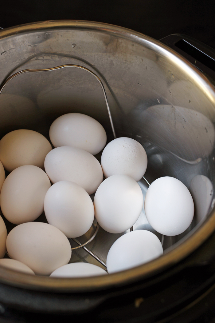 hard cooked eggs in pressure cooker