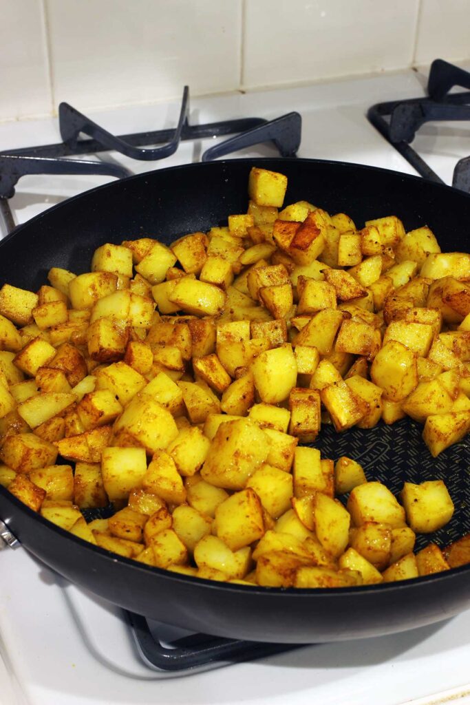 The BEST Curried Potatoes Recipe (Just 5 Ingredients!)