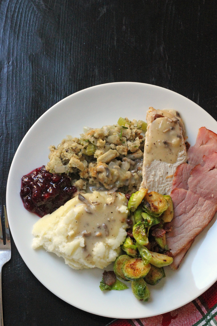 thanksgiving dinner plate with all the trimmings