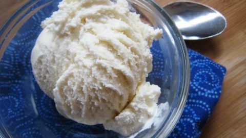 https://goodcheapeats.com/wp-content/uploads/2012/04/Homemade-Vanilla-Ice-Cream-480x270.jpg