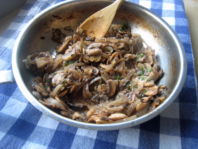 Sauteed Mushrooms and Onions
