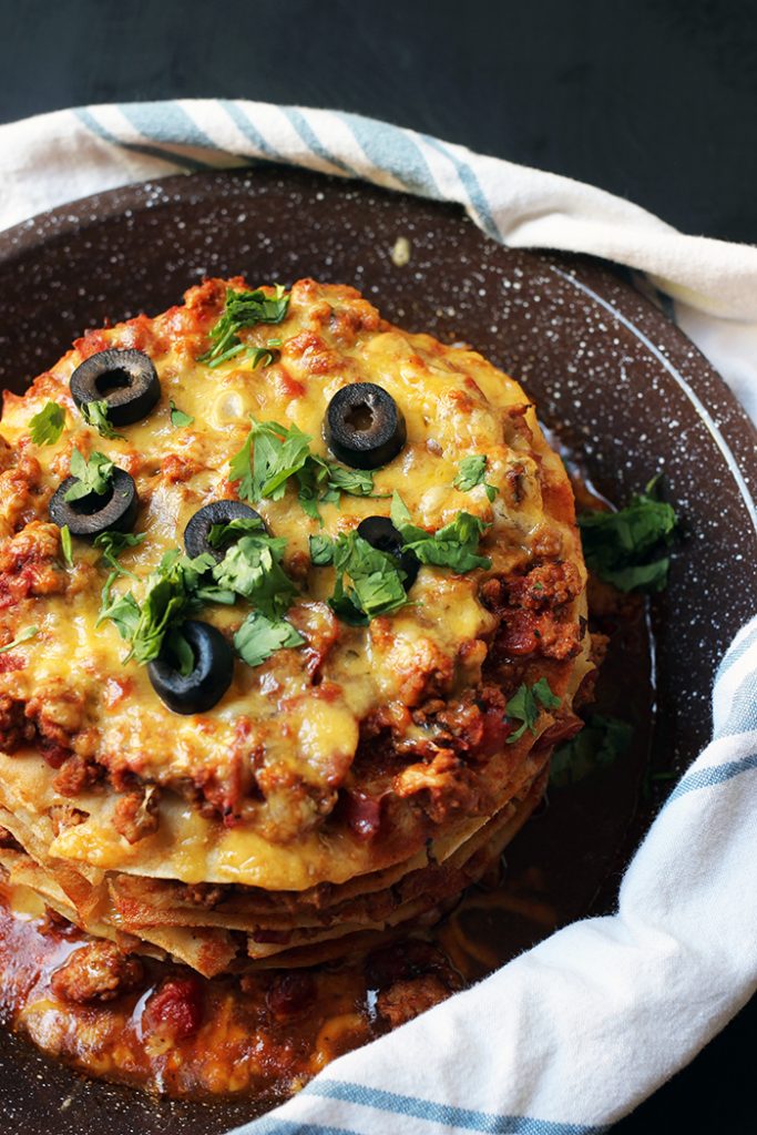 chili stacks in granite pie plate