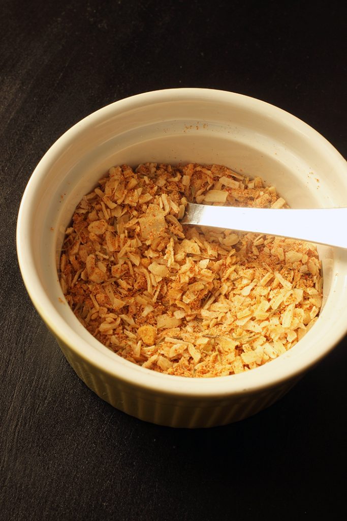 bowl of dry onion soup mix