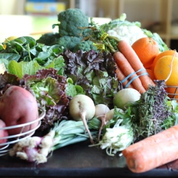 pile of fresh vegetables on table