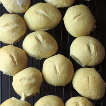 Italian rolls on cooling rack