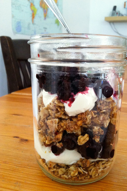 yogurt parfait in mason jar