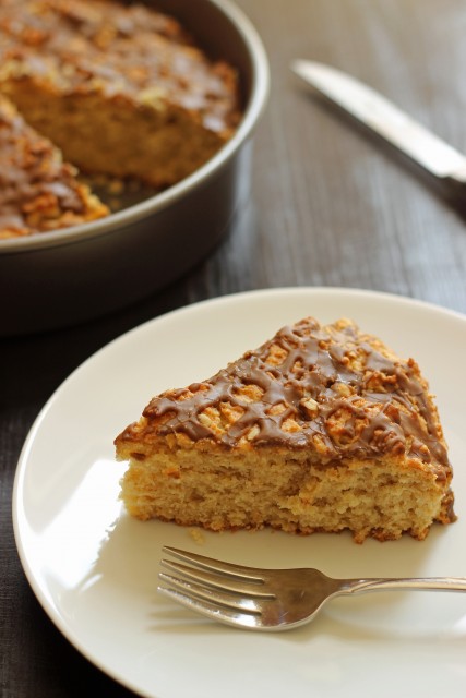 Oaty Maple Breakfast Cake - Bake up some maple-oat deliciousness in this easy to prep breakfast cake.