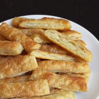 Cinnamon Puffs