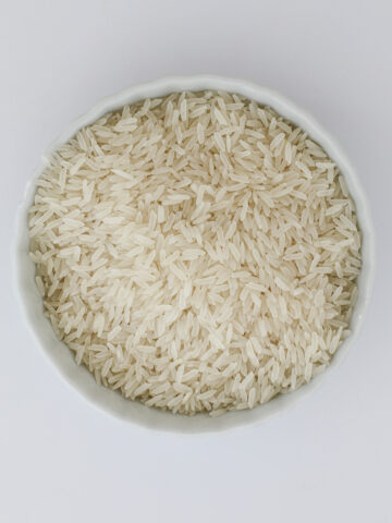 uncooked rice in a bowl.