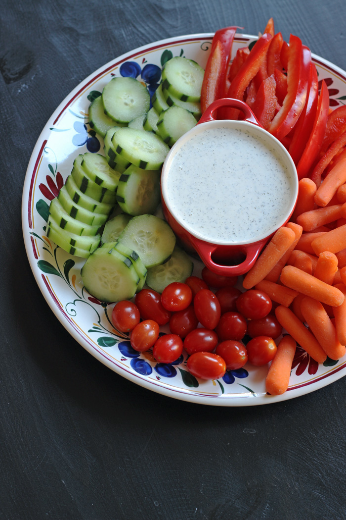 veggie platter with dip