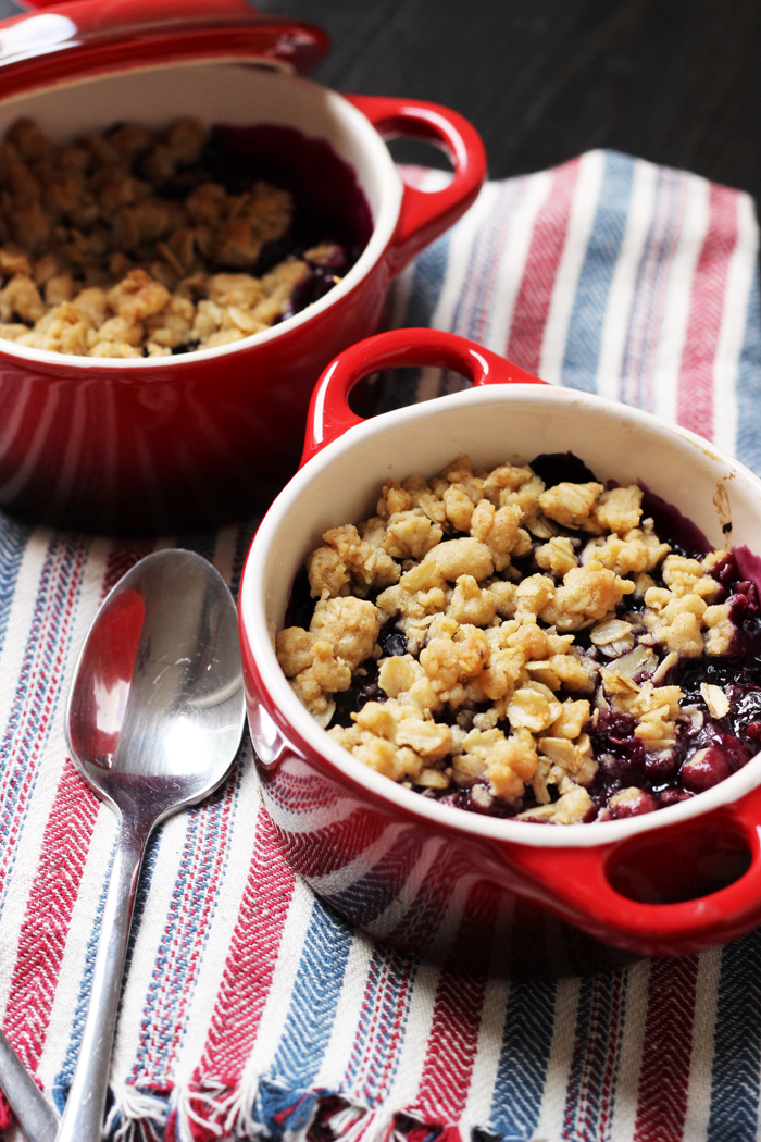 blueberry crumble on napkin with spoon