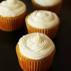 close up of lemon Cupcake