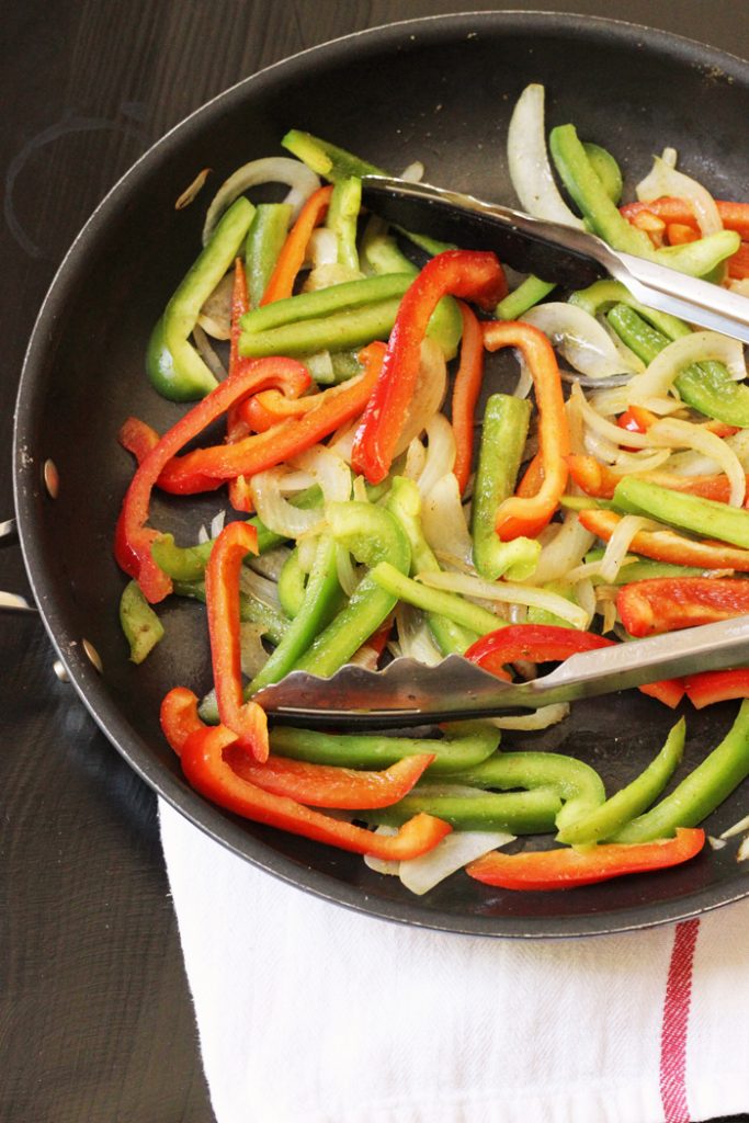 Easy Fajita Vegetables Recipe (Ready In 20 Minutes!)