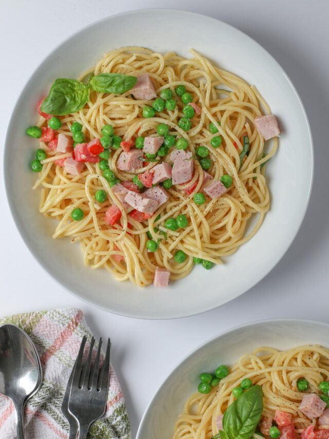 30-Minute Ham Pasta is Easy for Supper
