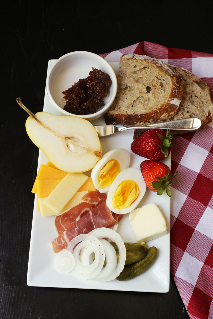 The Ploughman's Lunch, a very British Snacky Lunch - Good Cheap ...