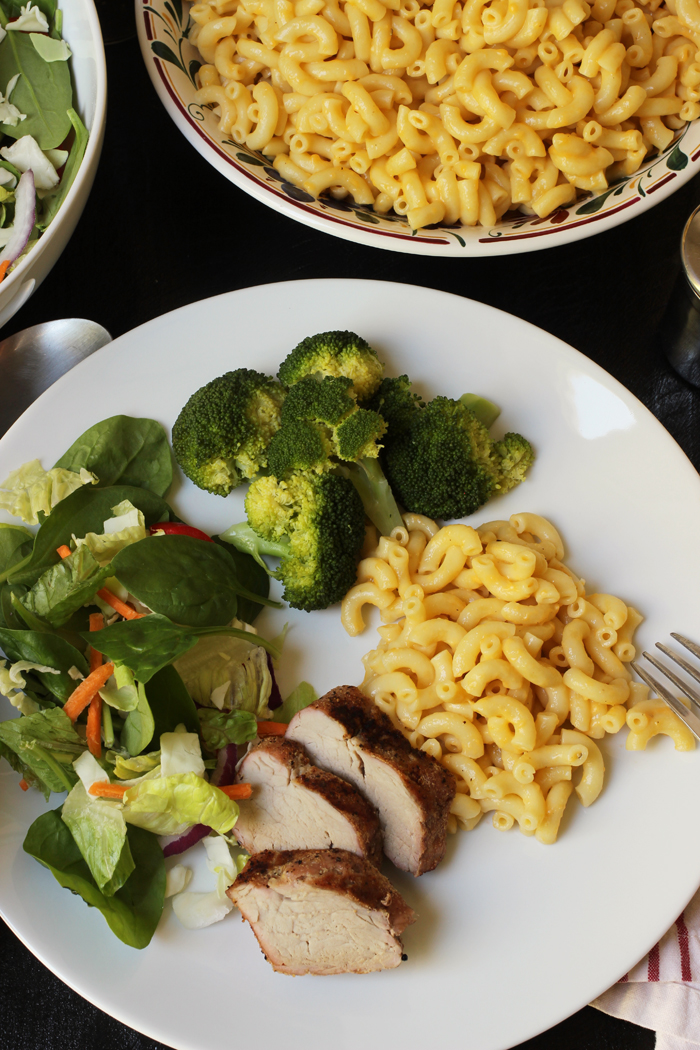 dinner plate with macaroni and sides
