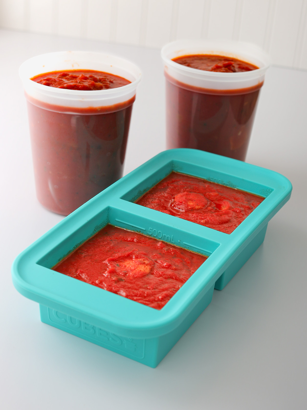 marinara sauce in freezer safe containers and in soupercubes.