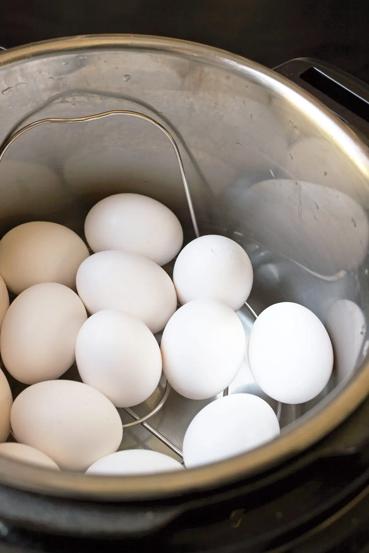 eggs on rack in instant pot
