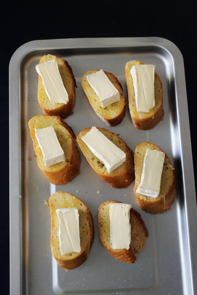 cheese on bread slices