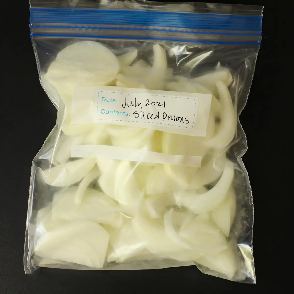 https://goodcheapeats.com/wp-content/uploads/2021/07/frozen-onions-in-bag-square.jpg