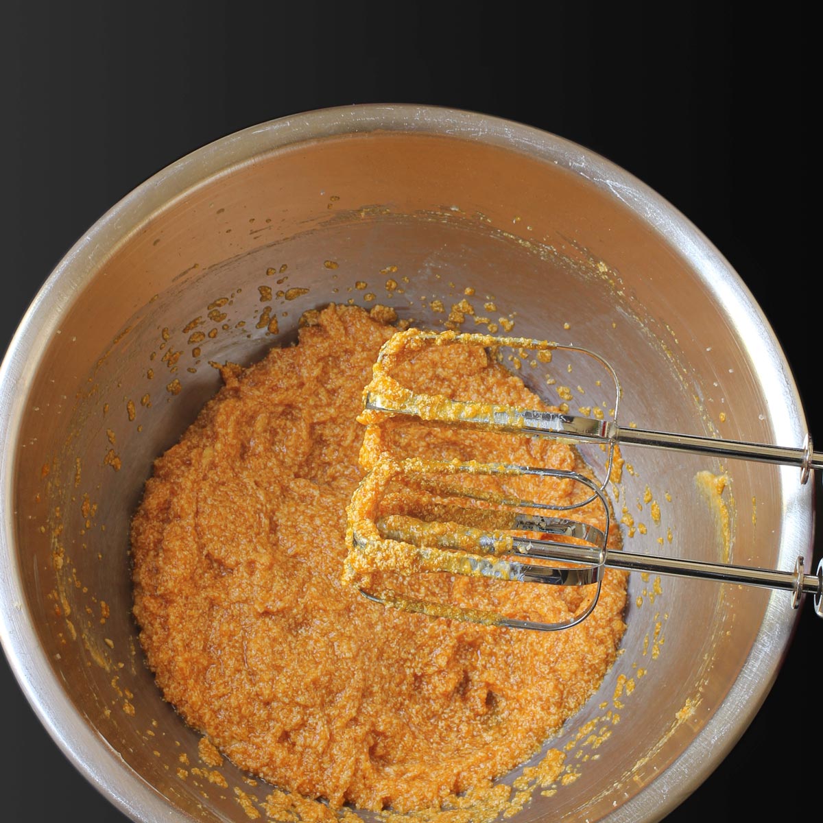 pumpkin wet mixture ready in mixing bowl