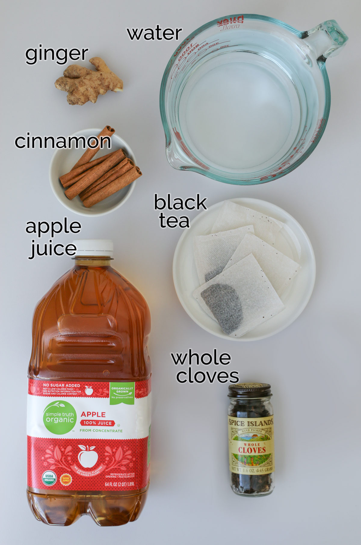 ingredients to make cinnamon apple tea.