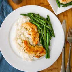 overhead shot of chicken, green beans, and rice.